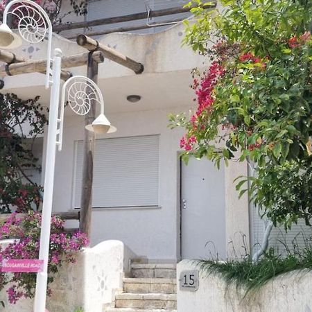 Vila 15 Bougainville Saranda Kültér fotó